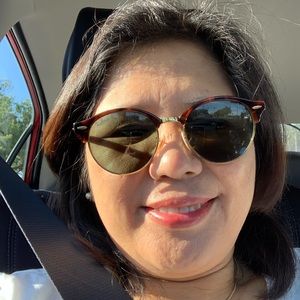 Meet your Posher, Yvonne